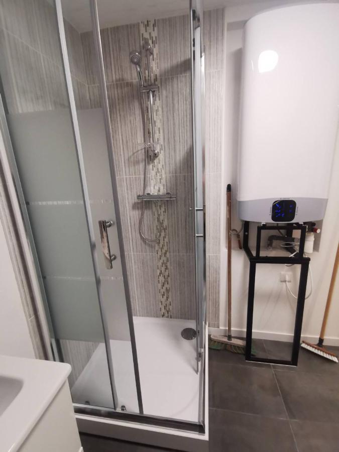 Le Rez De Jardin Apartment Honfleur Ngoại thất bức ảnh